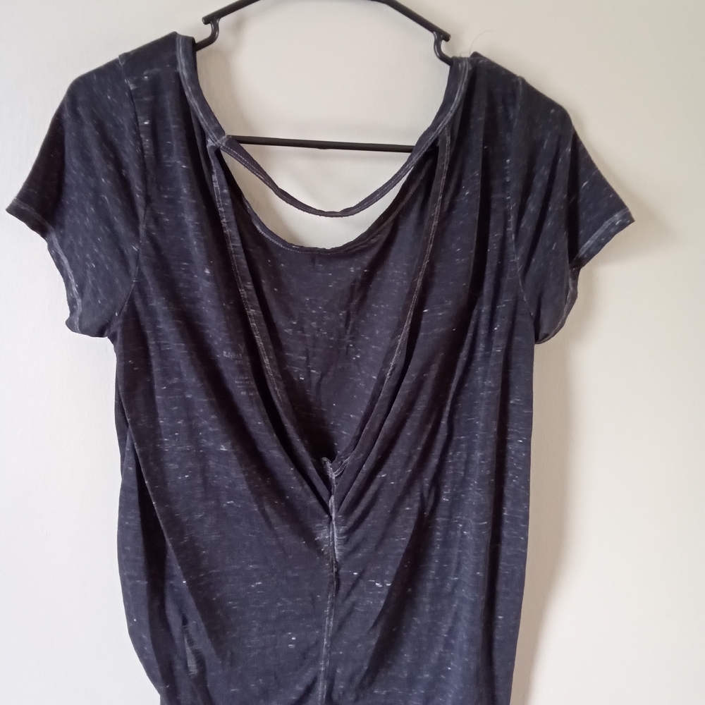 American Eagle Outfitters Dark Gray Knot-Front Tee - Picture 4 of 4